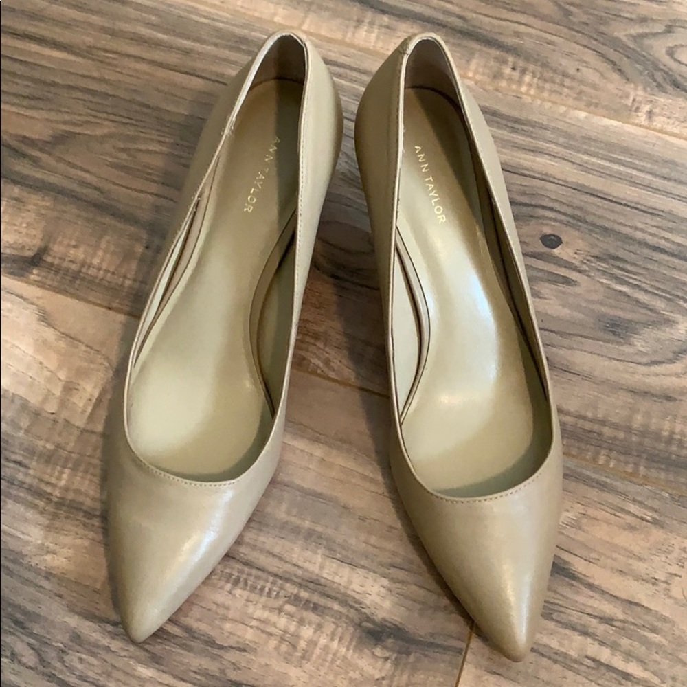 Ann Taylor nude heels. Leather upper. Size 8.5